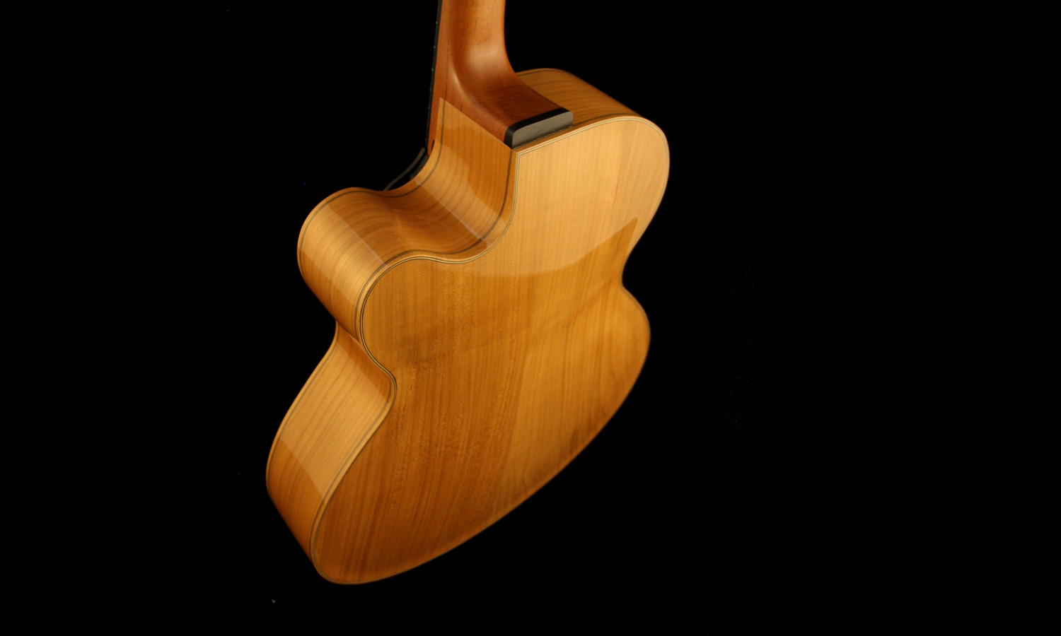 archtop en cerisier