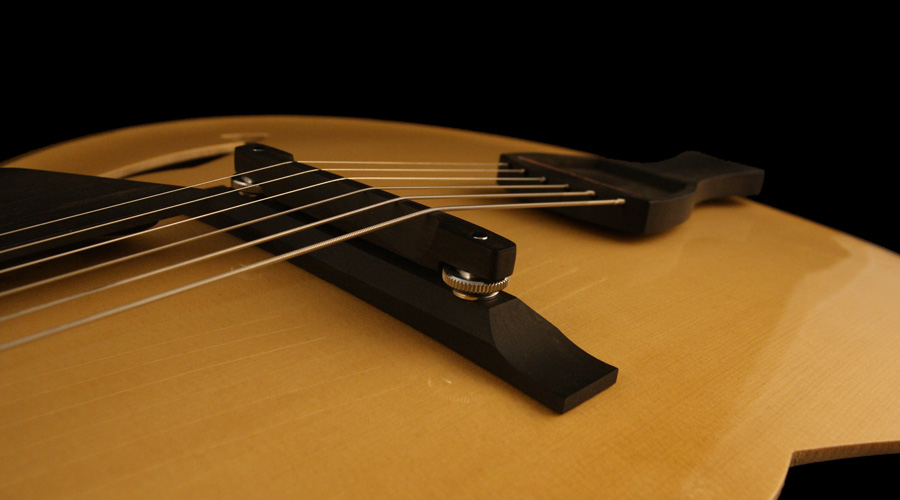 archtop en cerisier