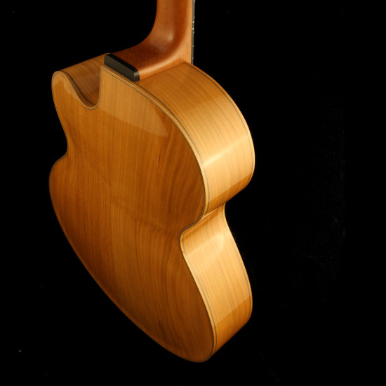 archtop en cerisier