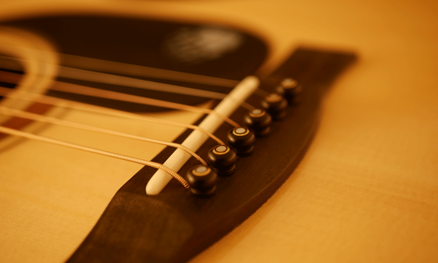 B-folk pan coupé